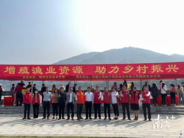 南方+ 羅蔚然 拍攝