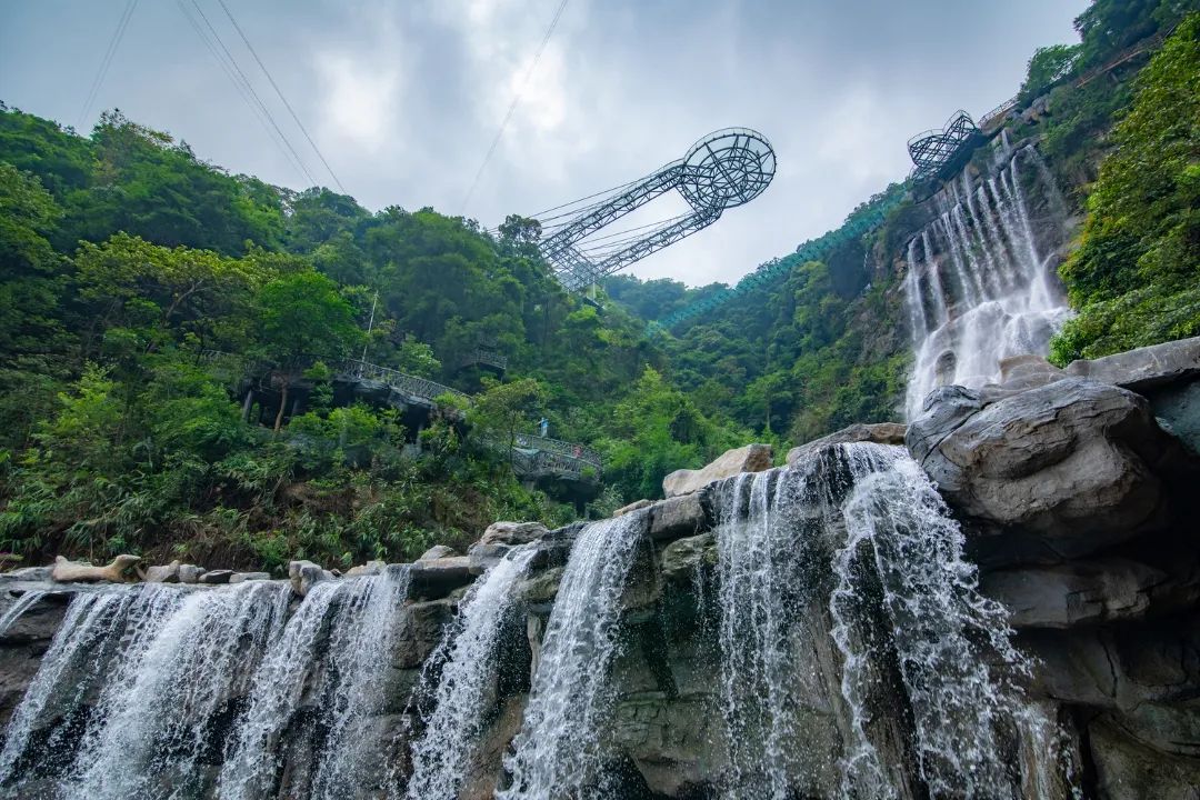 8.清遠古龍峽景區(古龍峽大瀑布群).jpg 圖片