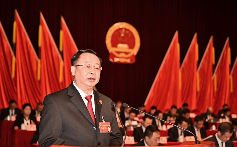 市中級人民法院院長林秀雄作市中級人民法院工作報告