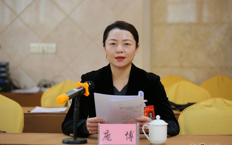 市人大代表龐博：多方聯動 加強青少年心理健康教育