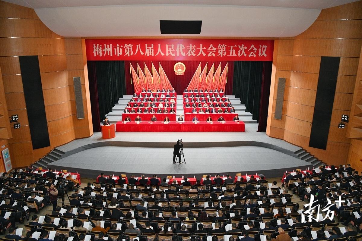 兩會觀察｜透過政府工作報告，看到“N”個梅州